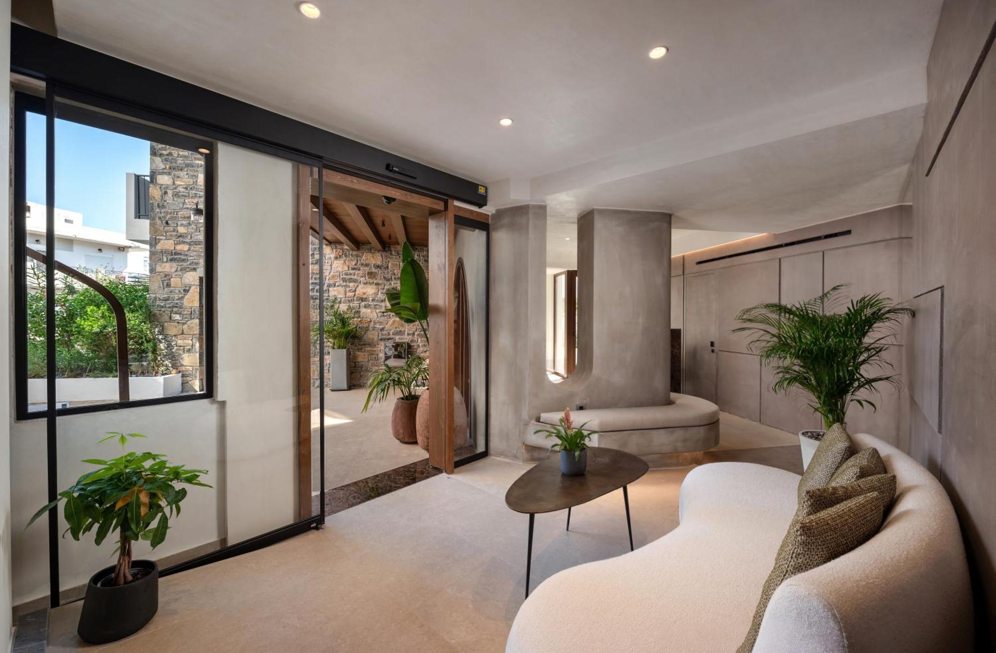 Hotel Stories Boutique