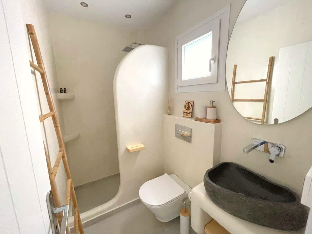 Mayema Cycladic House W Village And Black View Santorini Apartment *