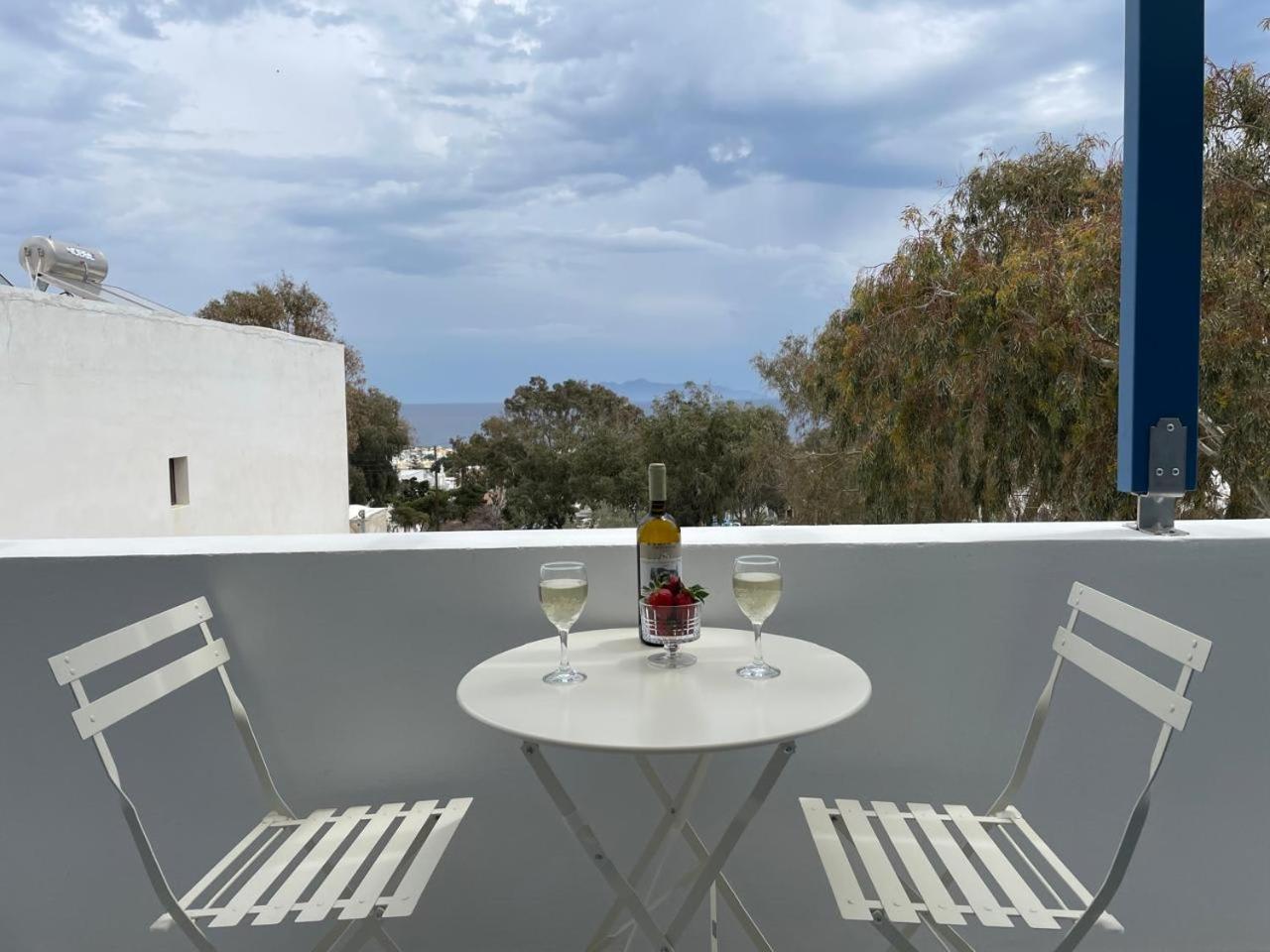Apartment Mayema Cycladic House W Village And Black View Santorini Kamari (Santorini)