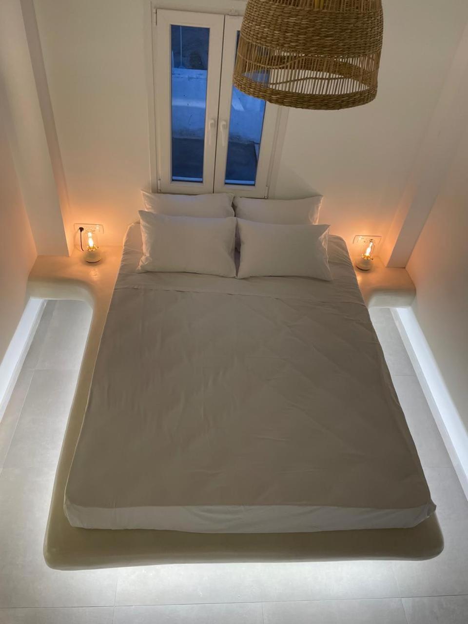Mayema Cycladic House W Village And Black View Santorini Apartment *