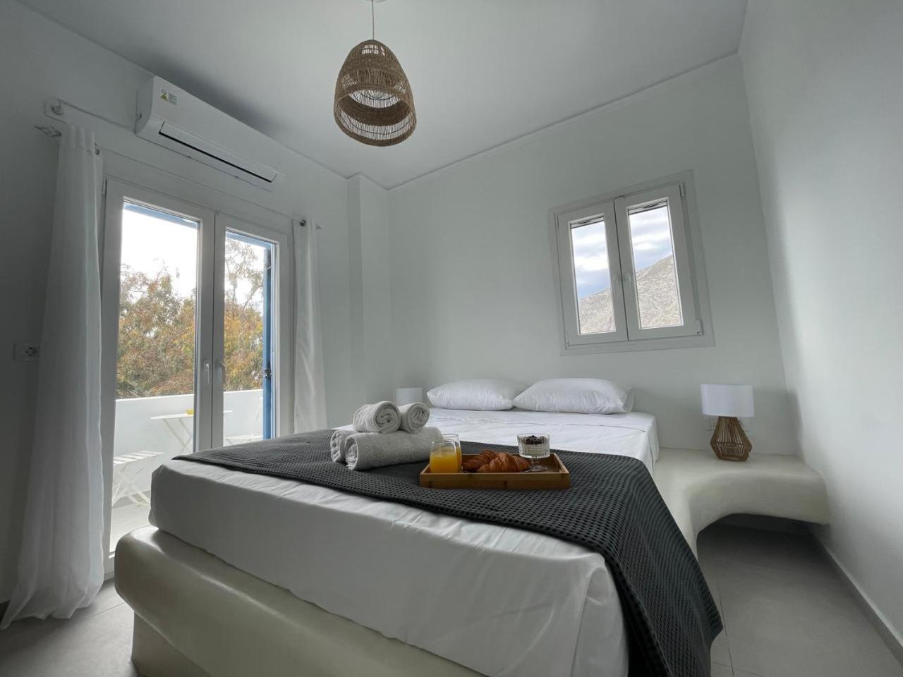 Mayema Cycladic House W Village And Black View Santorini Apartment *