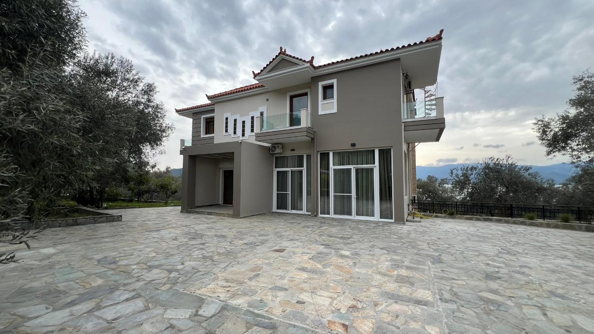 Presidential Sea View Apartment Mytilene