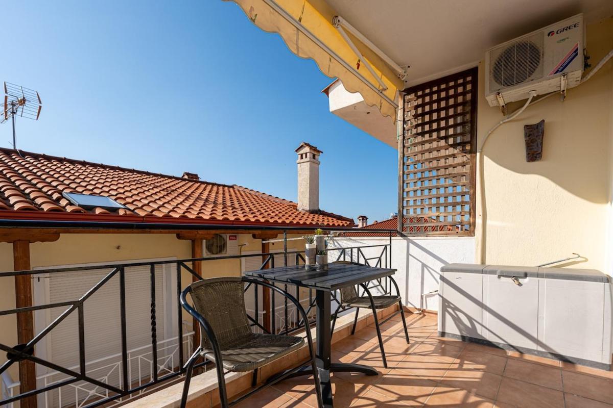 Apartment Jella's Sunny Nea Skioni