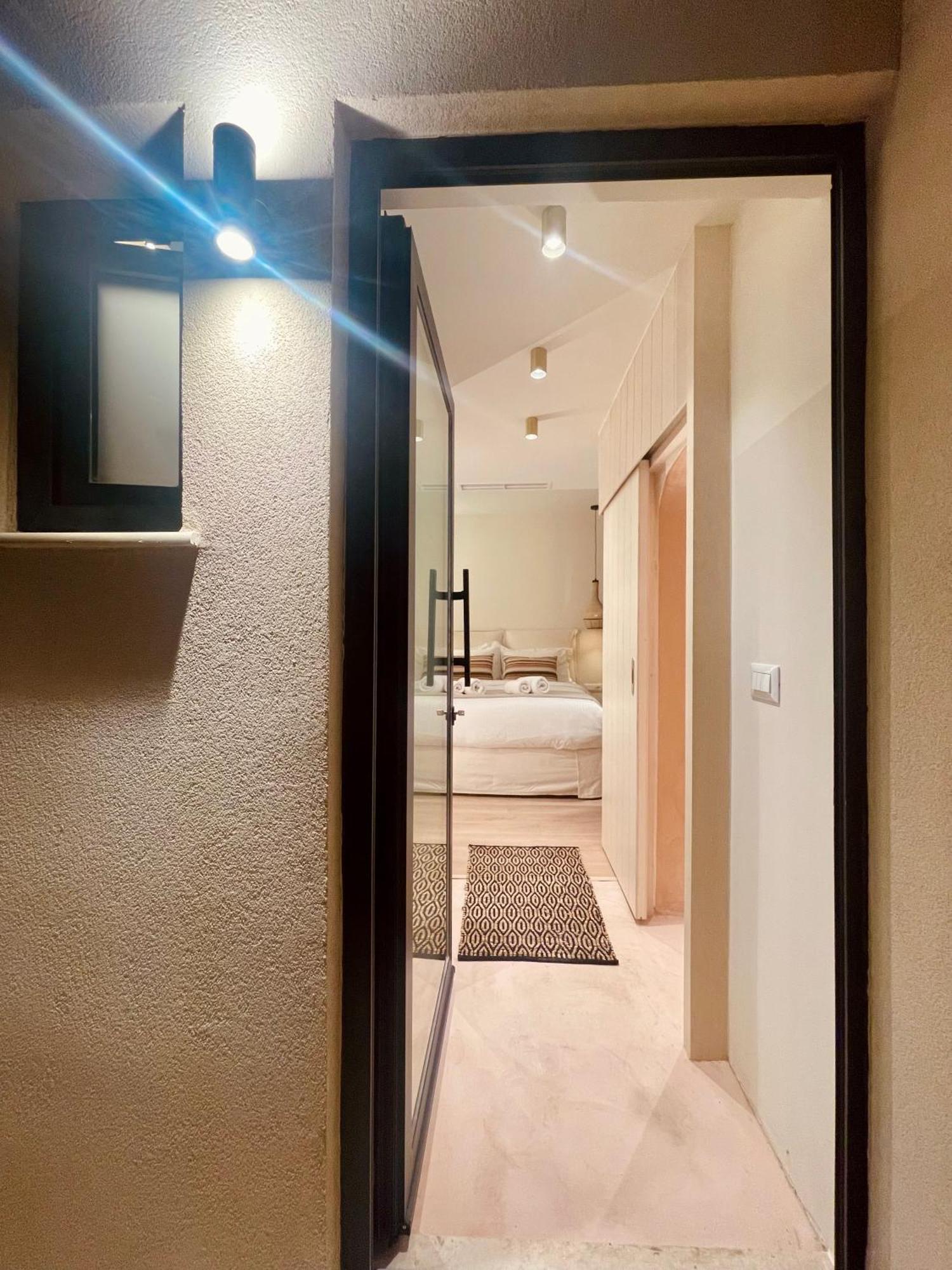 Apartment The Lagoon - Coastal Living - Beachfront Luxury - Adults Only *