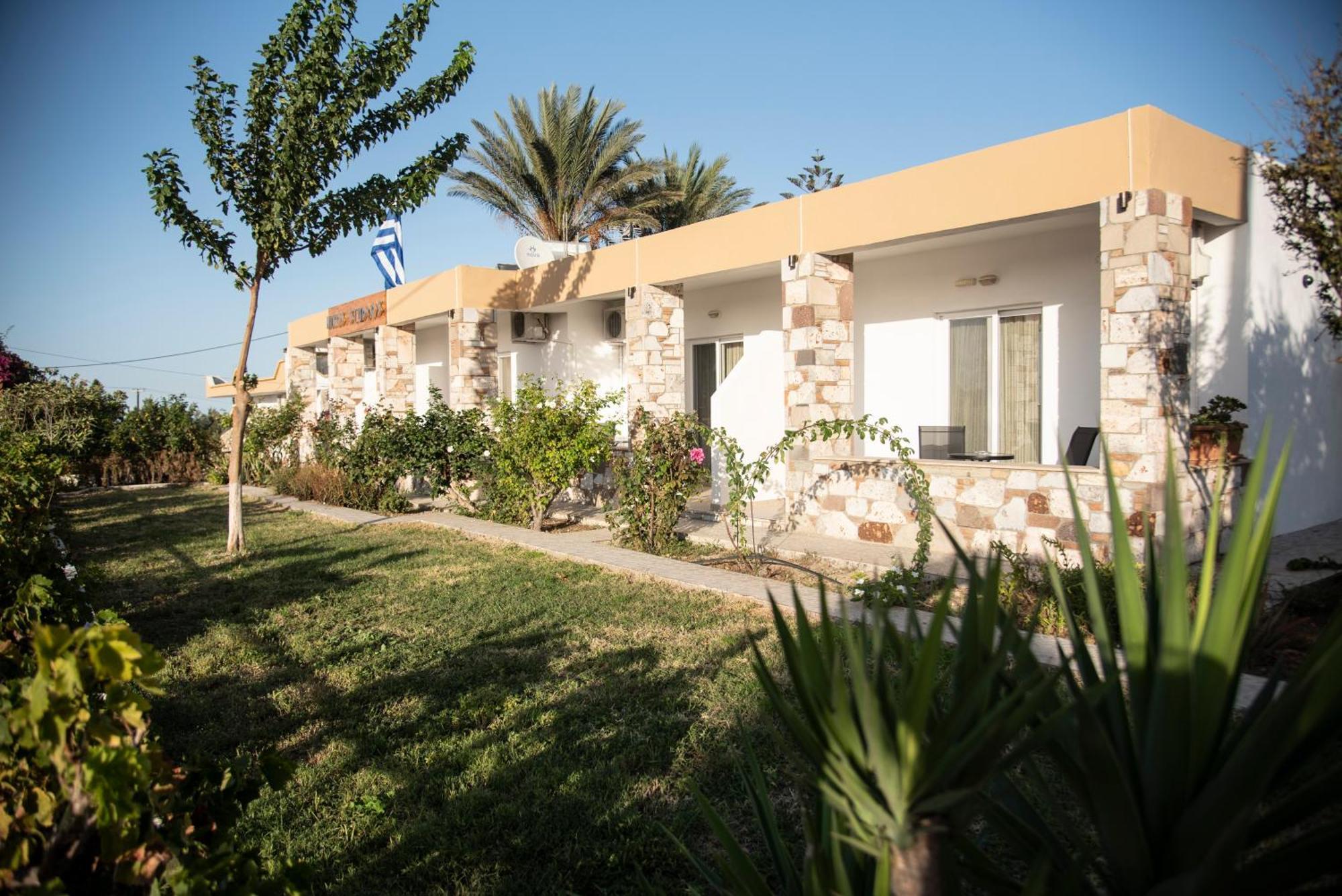 Guest house Nikos Studios *