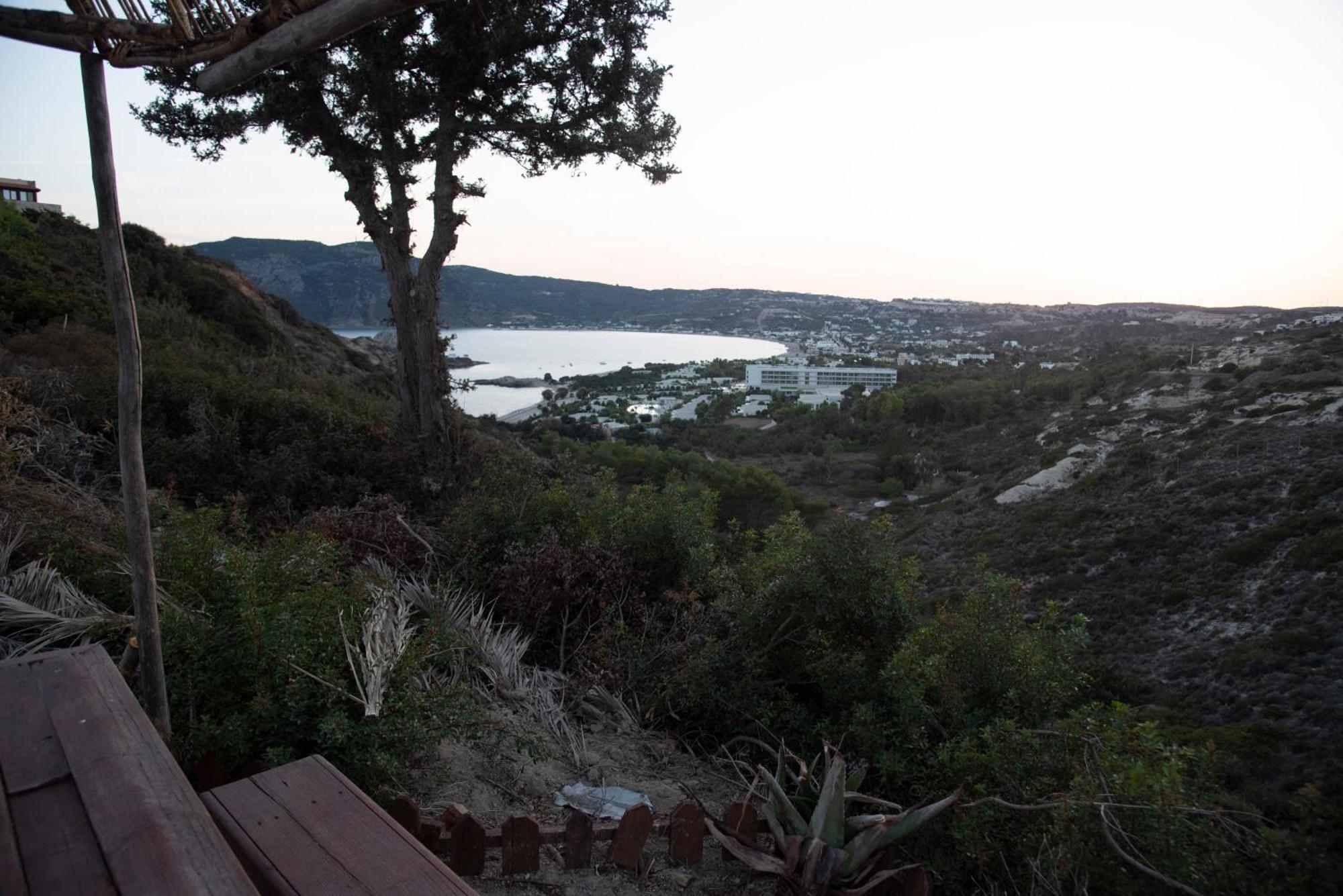 Nikos Studios Guest house *