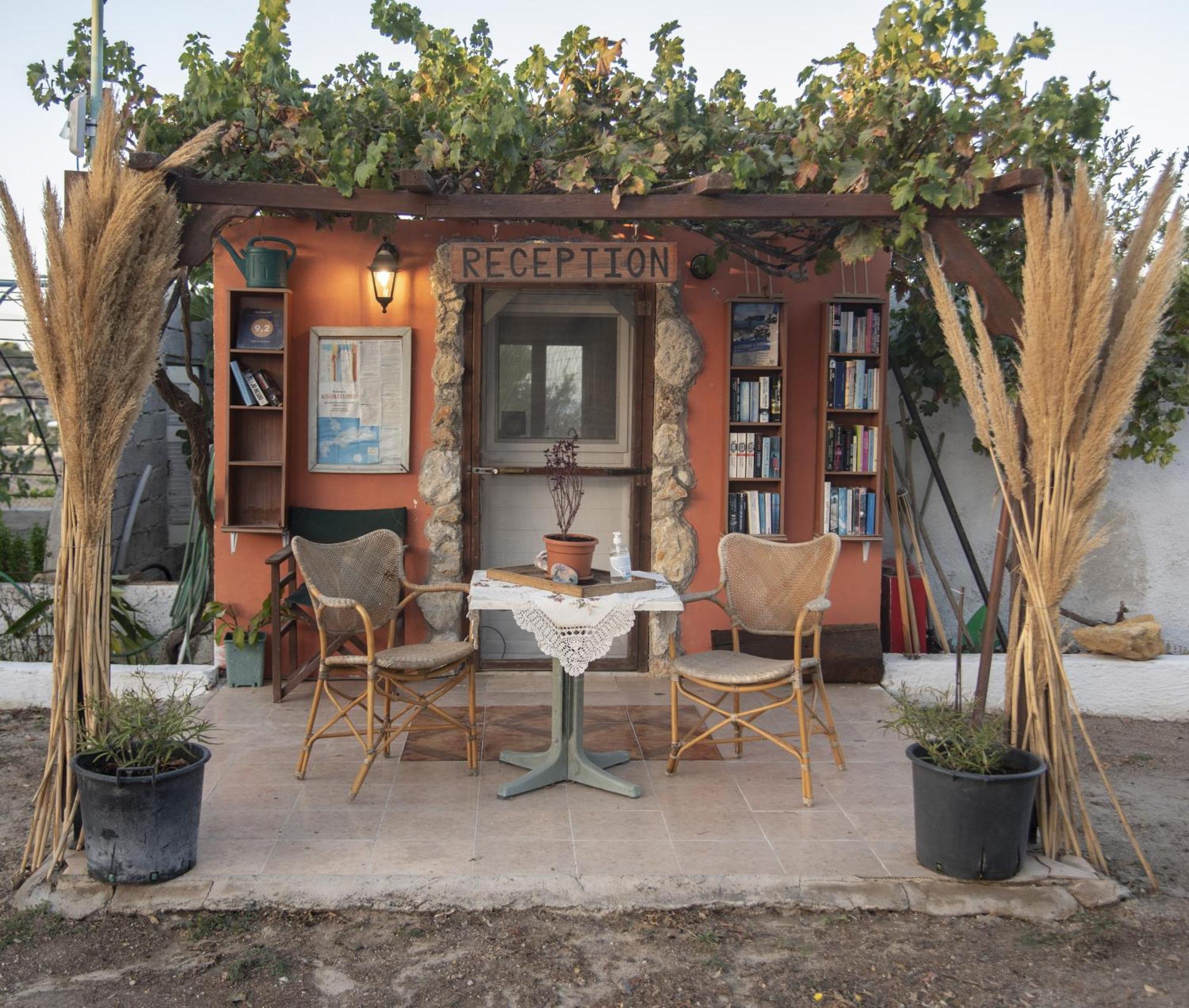 Guest house Nikos Studios *