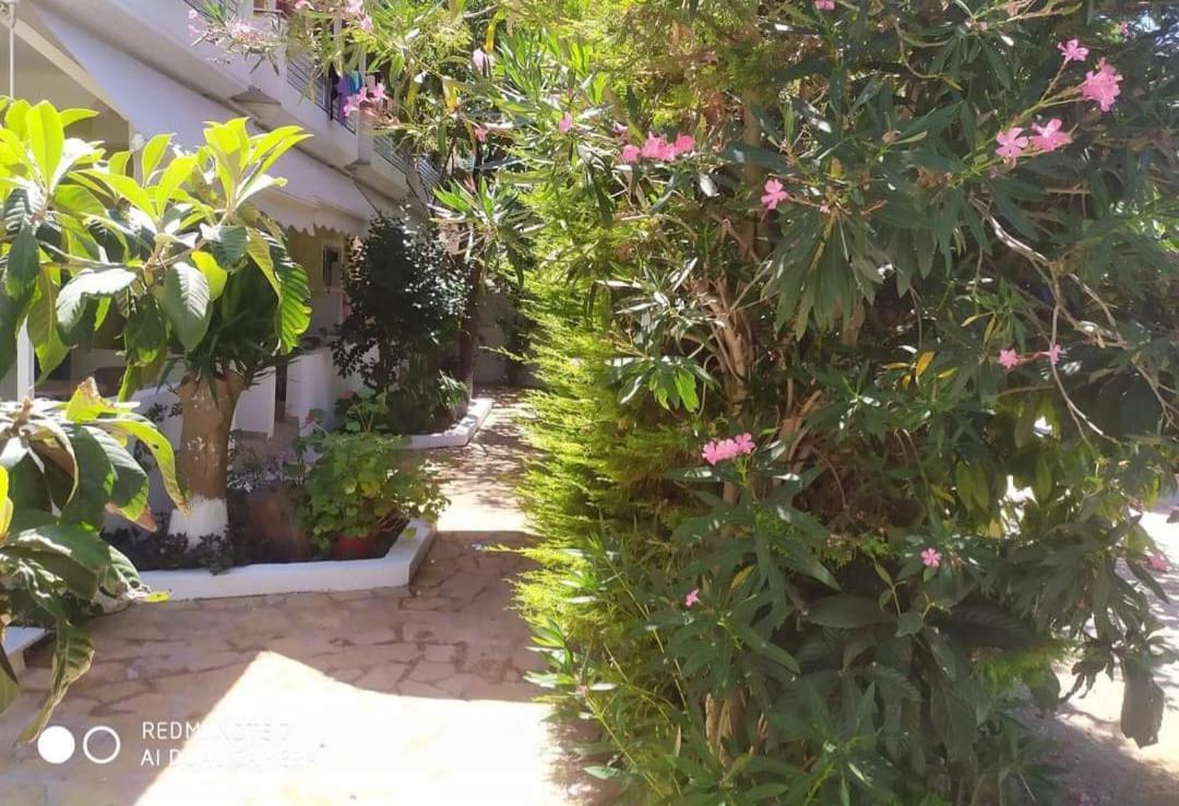 Lenia 2* Kalamitsi (Lefkada)