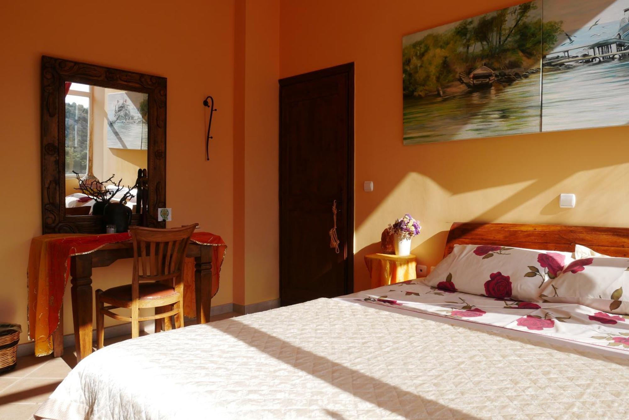 Casa Di Luce Bed & Breakfast Agia Marina (Attica)