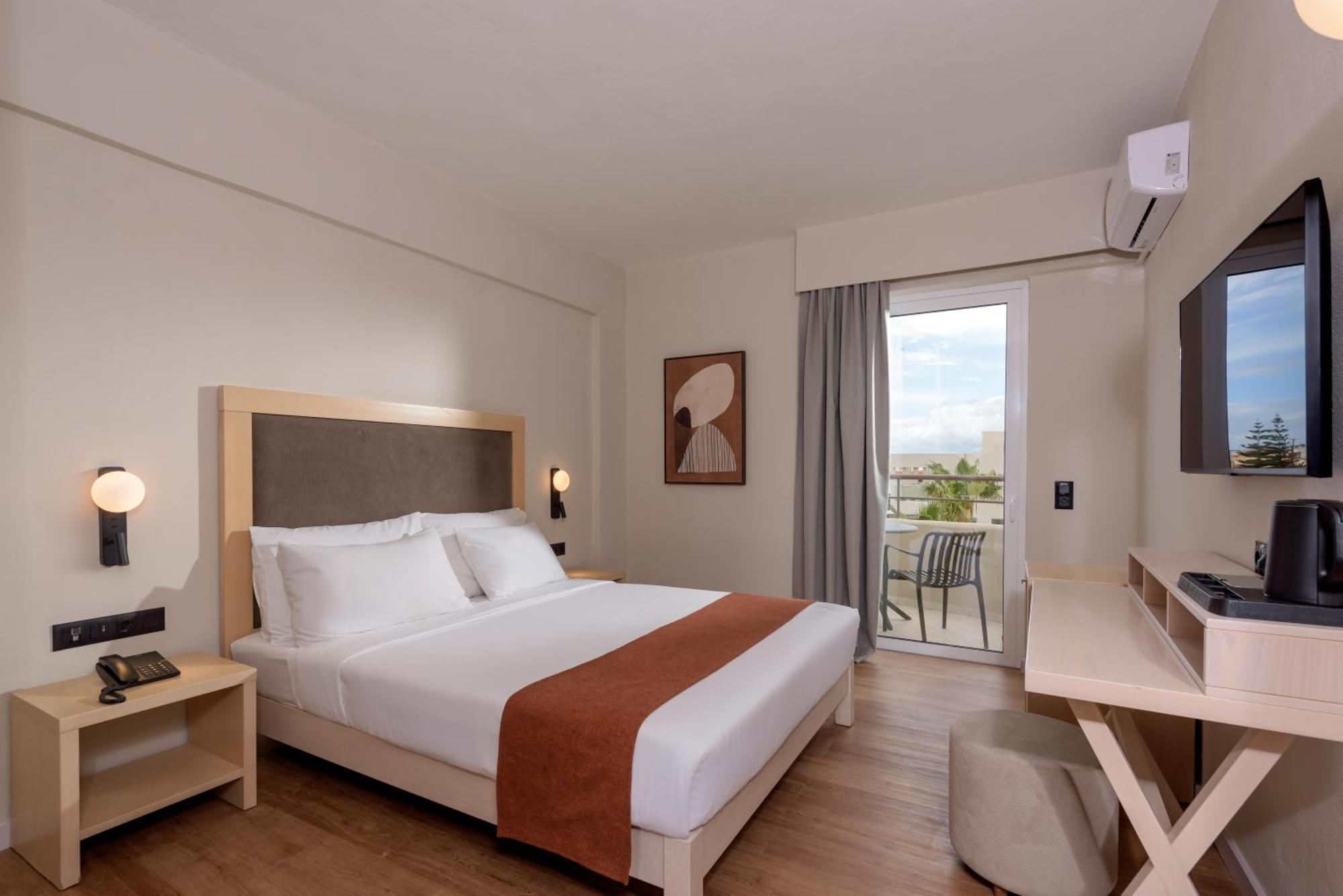 Zeus Ydoria Hotel
