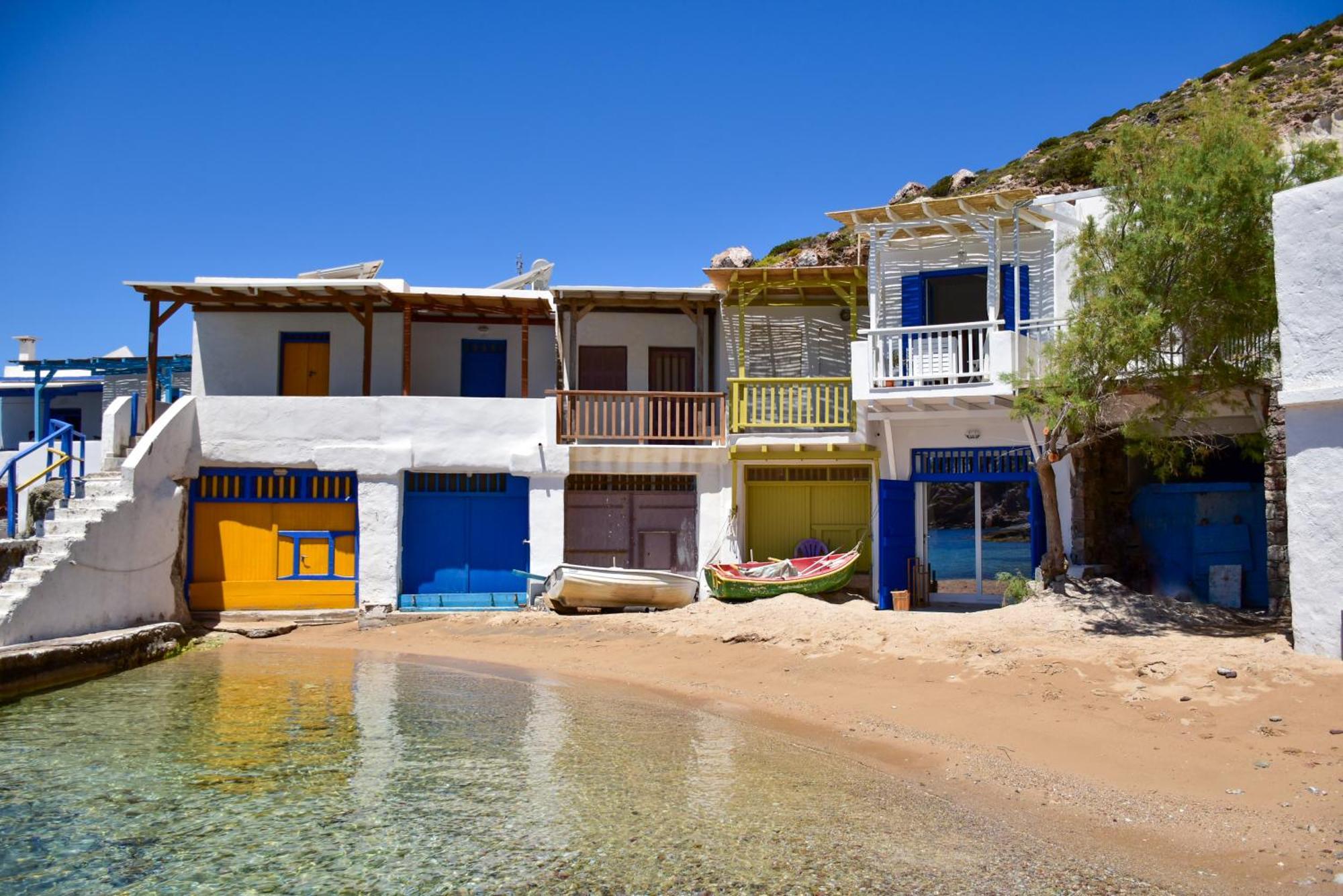 The Cove House Plaka (Milos)