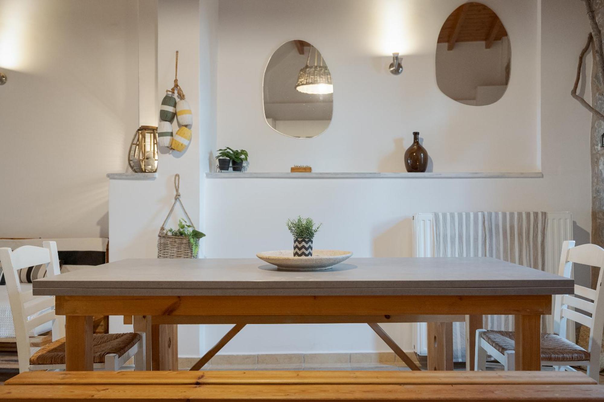 Aura Seafront Apartment