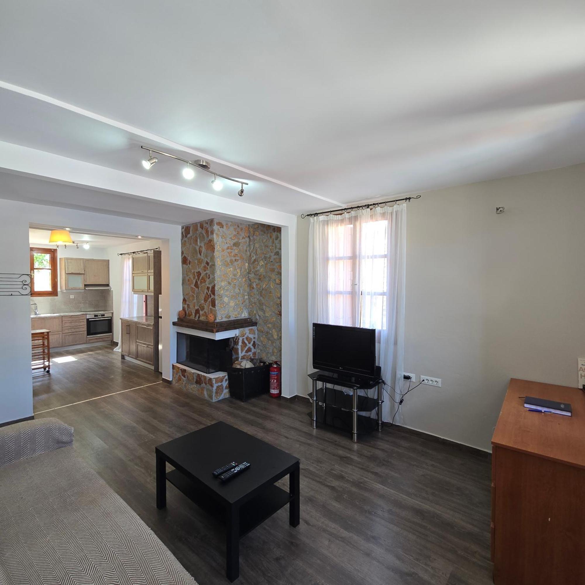 Apartment Nisi House *