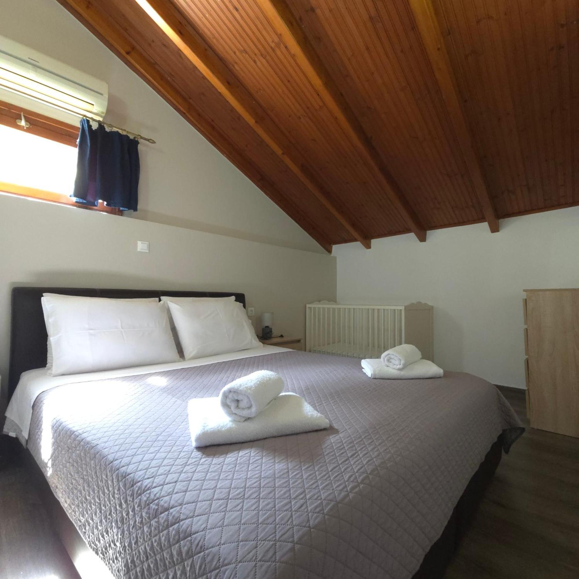 Nisi House * Symi