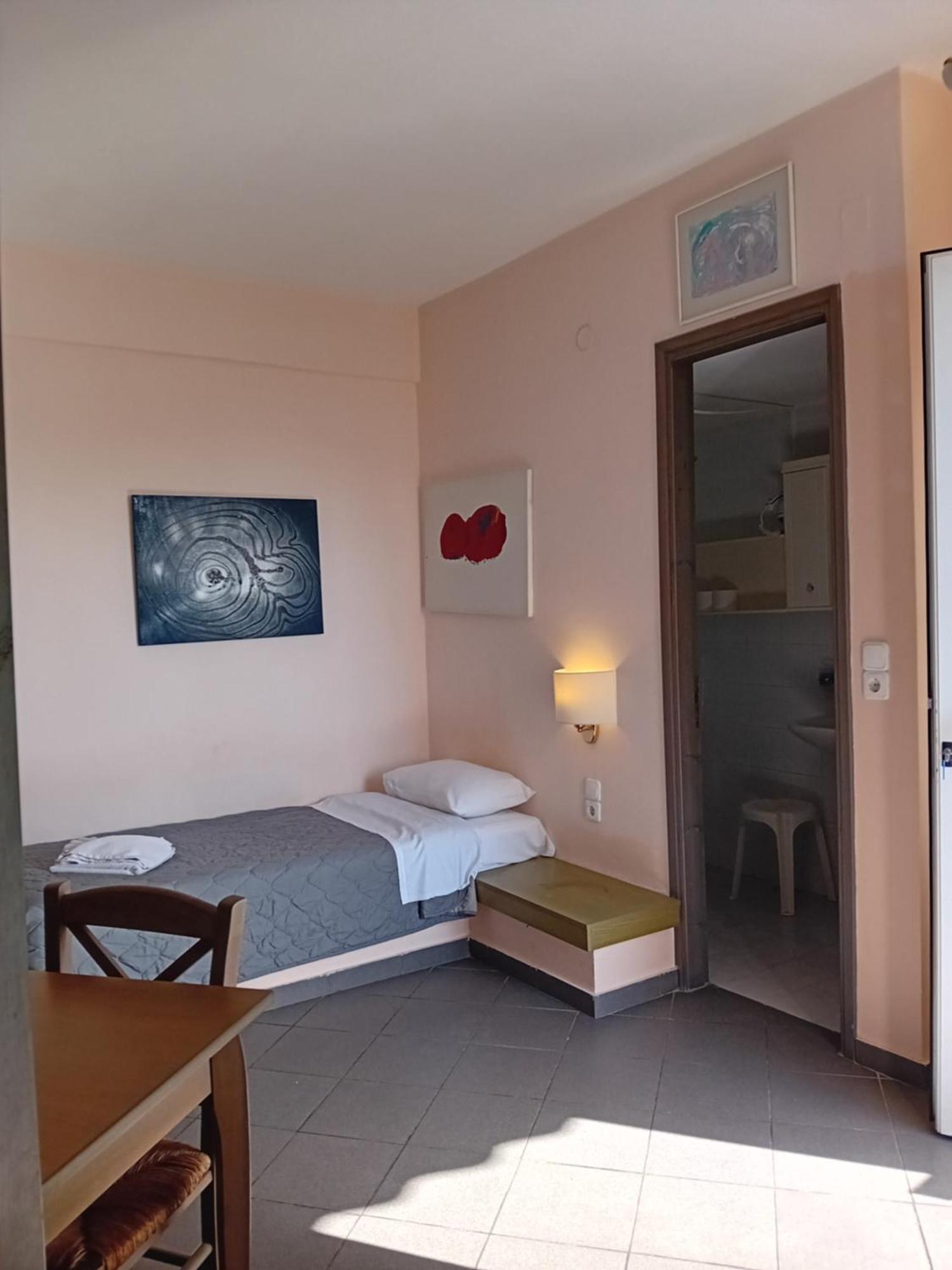 Heliotopos Aparthotel Tolo