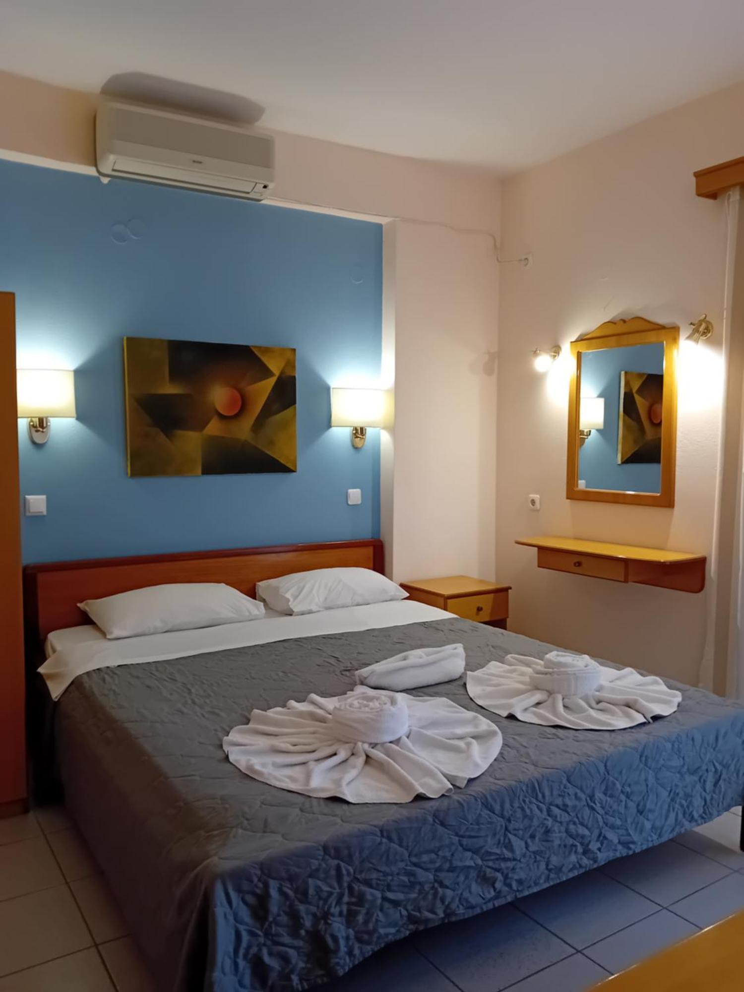 Heliotopos Aparthotel Tolo
