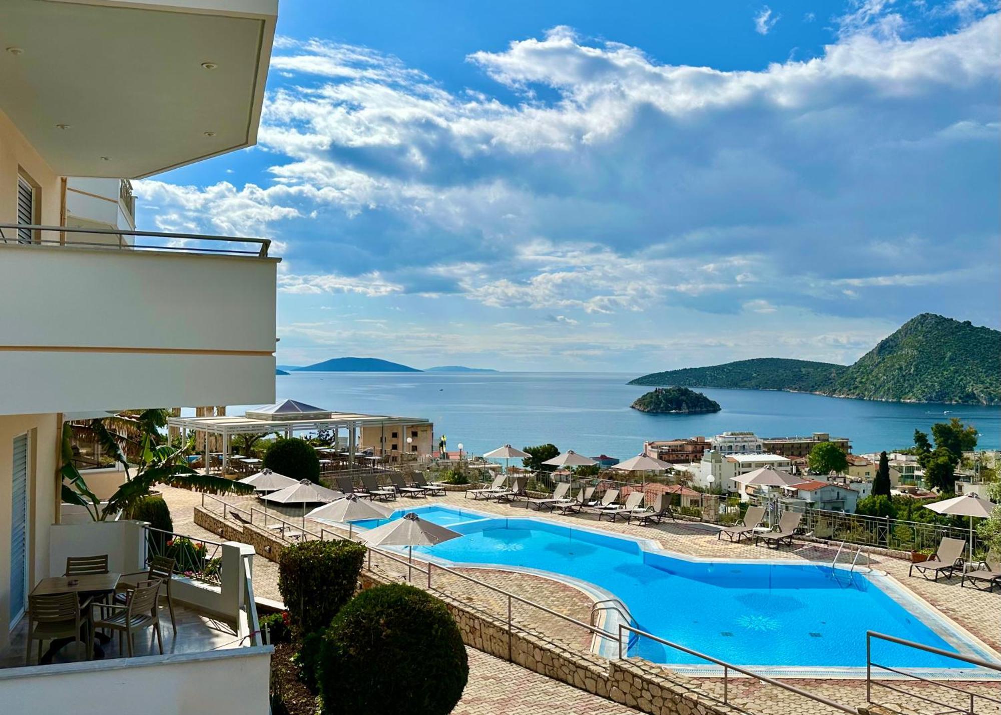Panorama 3*