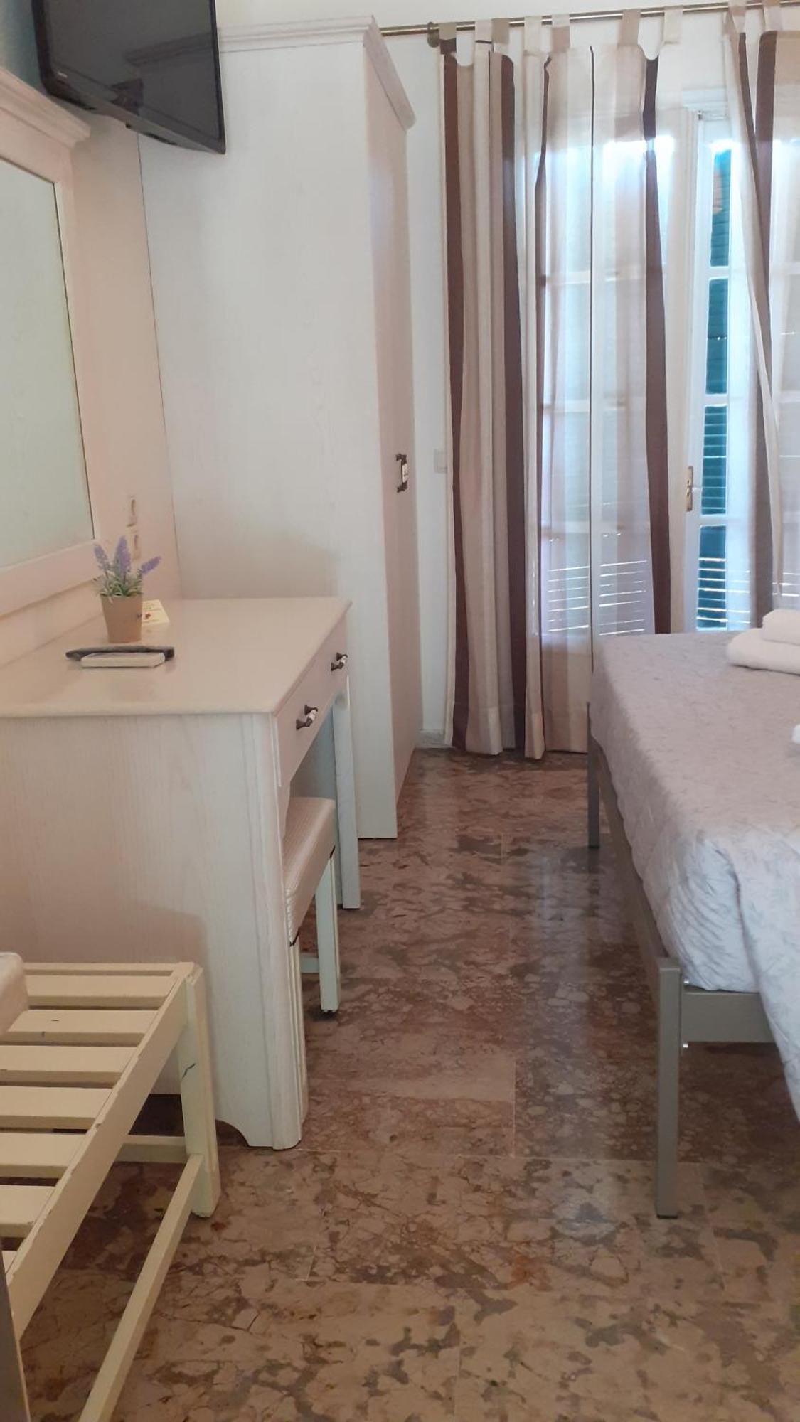 Royalrose Apartment *