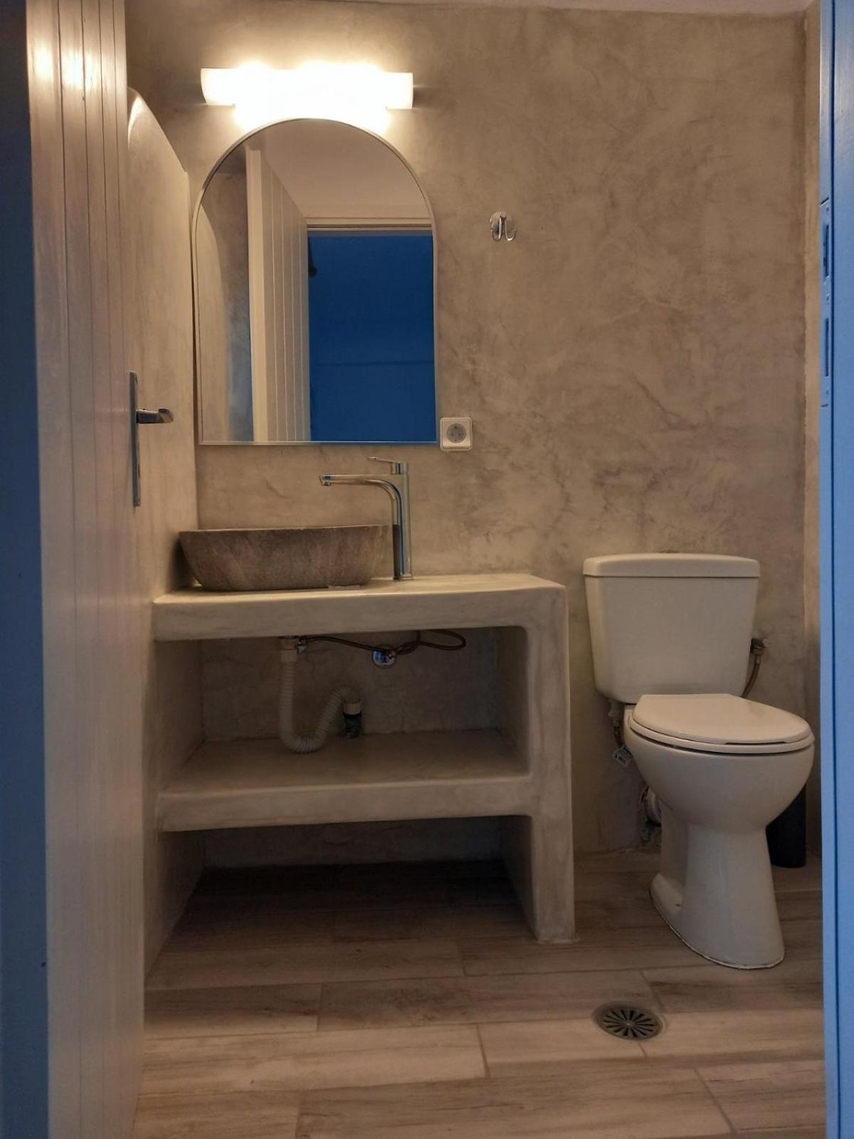 Marianna Studios * Donoussa