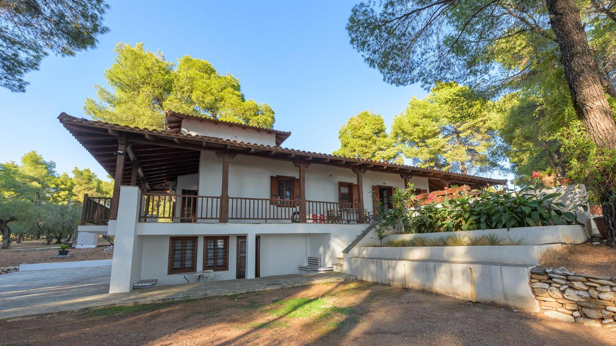 Squirrel Front Villa, Holiday home *