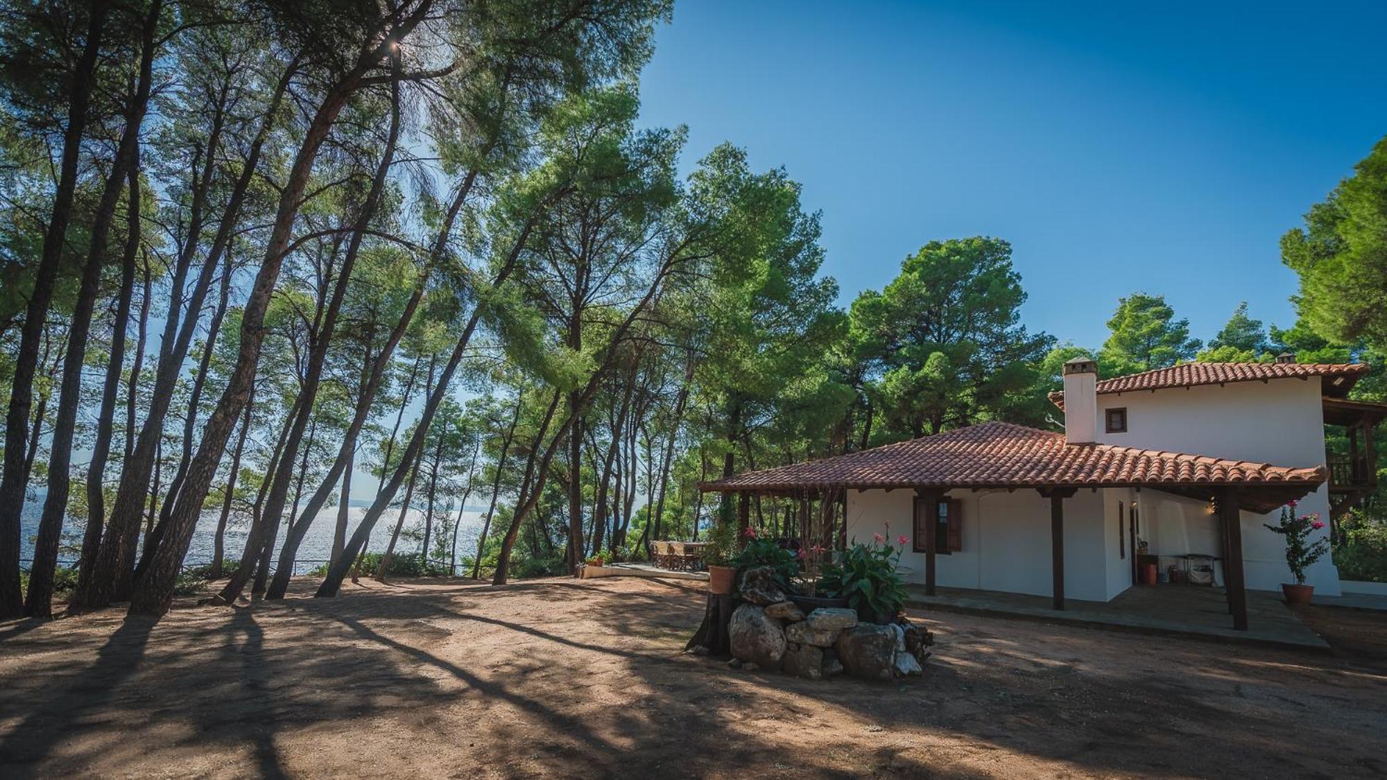 Squirrel Front Villa, Holiday home Metamorfosi (Sithonia)