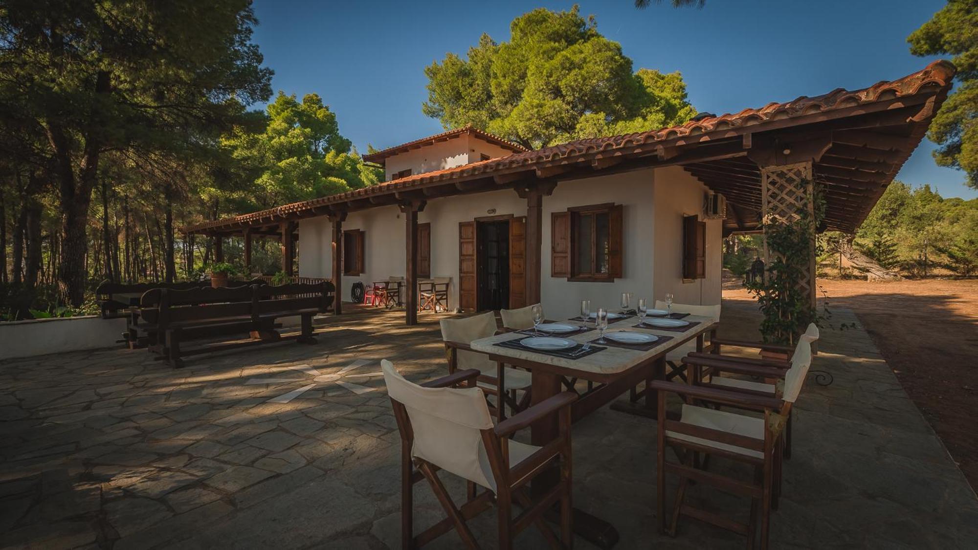 Squirrel Front Villa, Holiday home Metamorfosi (Sithonia)