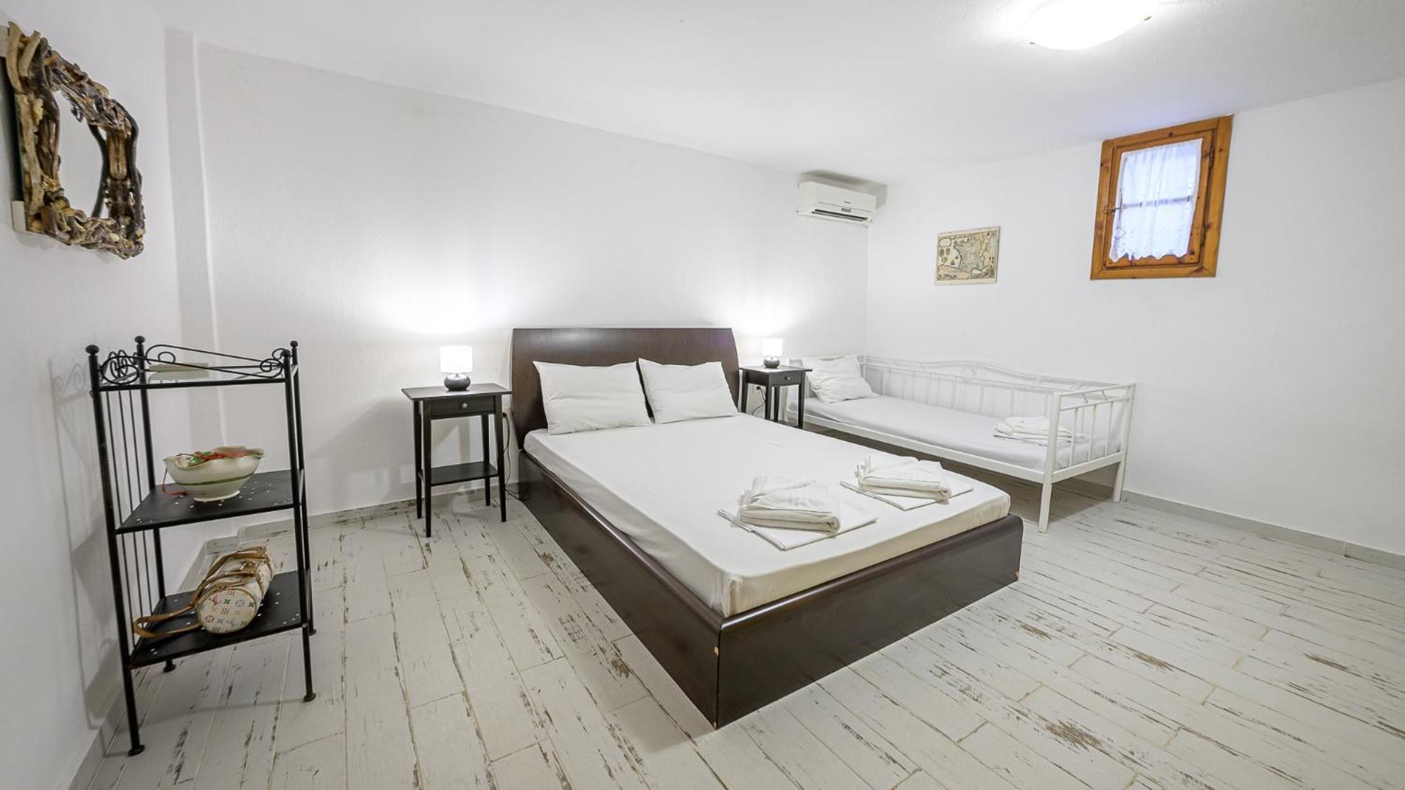 Holiday home Squirrel Front Villa, Metamorfosi (Sithonia)