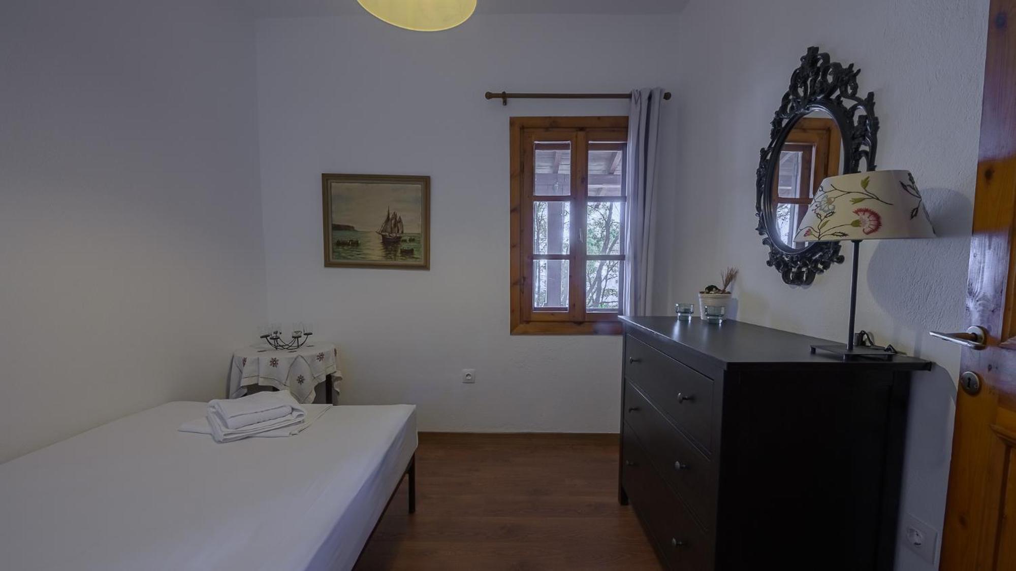Holiday home Squirrel Front Villa, Metamorfosi (Sithonia)