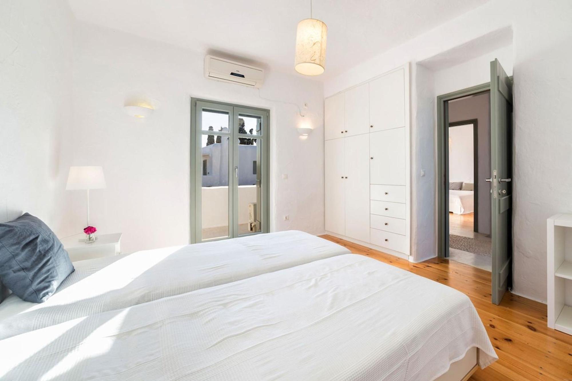 Holiday home Sun Drop Ii With Garden - Paros Drios