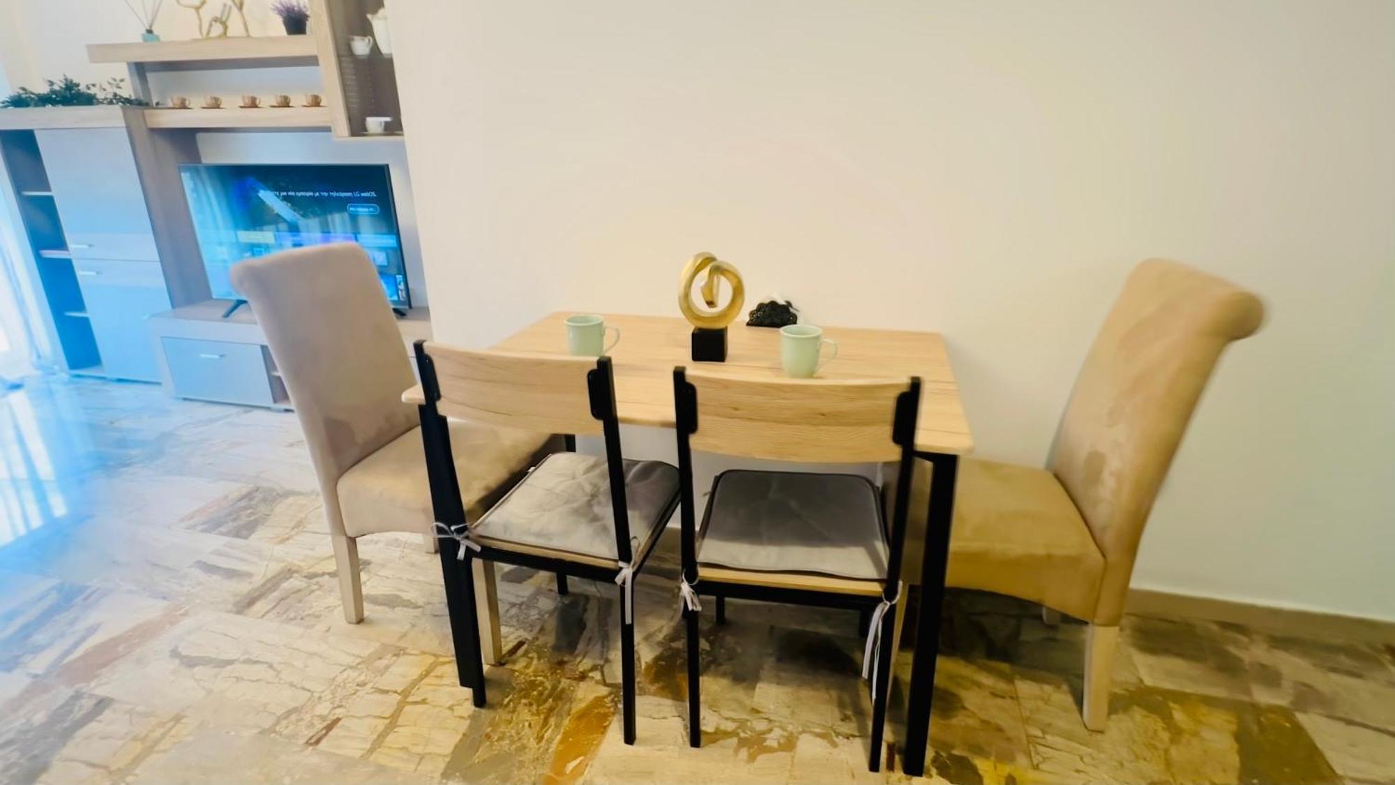 Luxury With Sauna And Free Parking Near Acropolis Apartment Athens