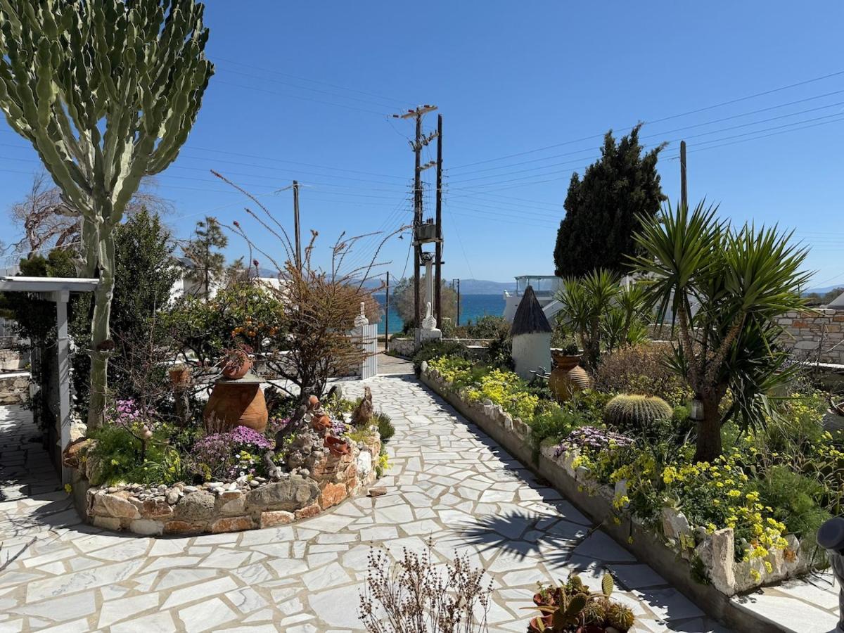 Aparthotel Stavros