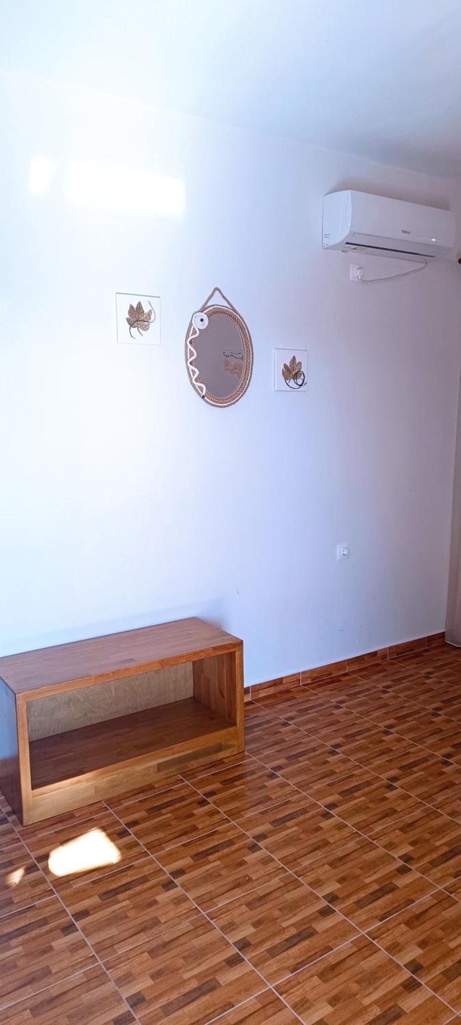 Enalia Apartment