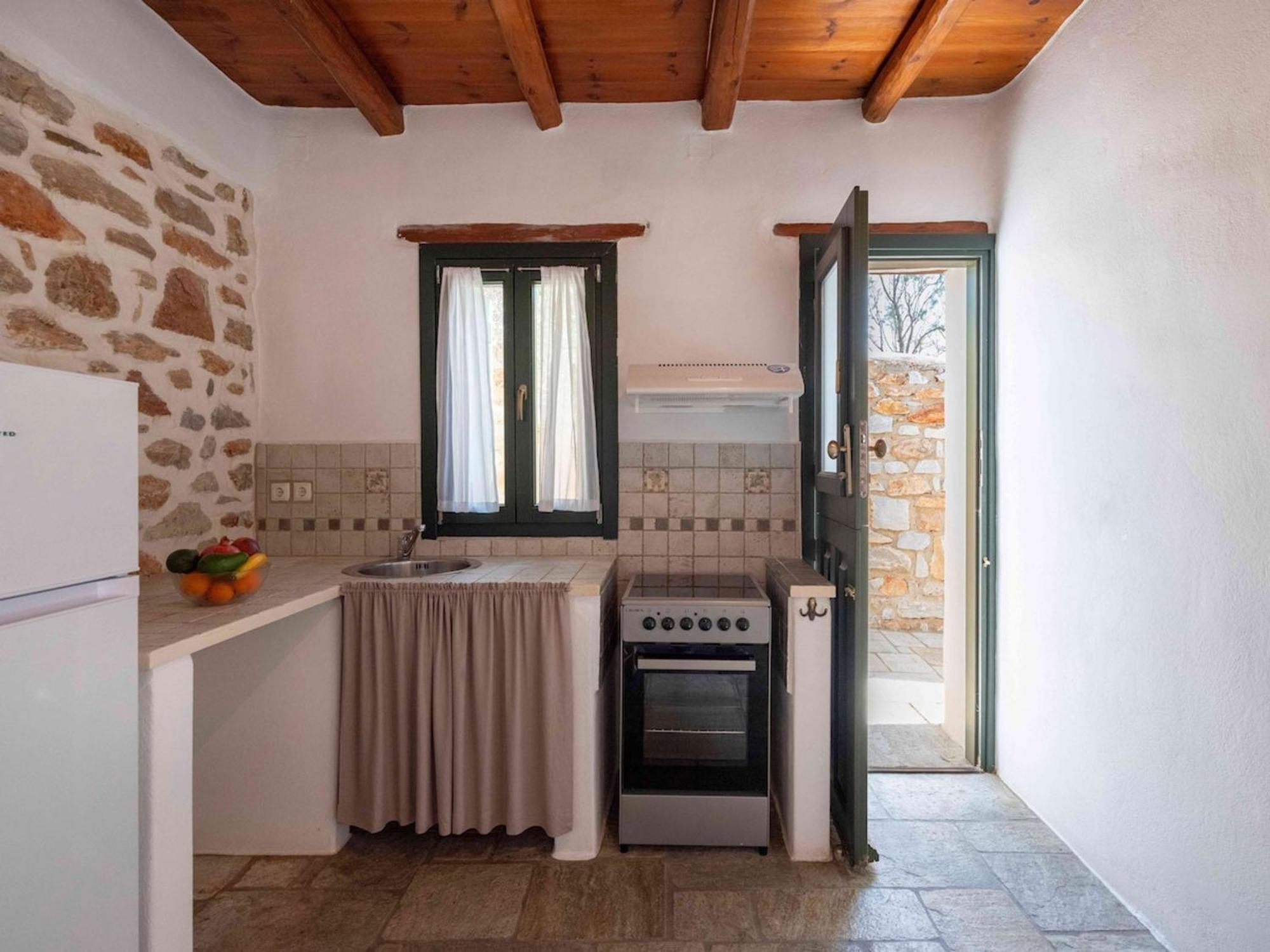 Franca Ideal For Wedding Parties