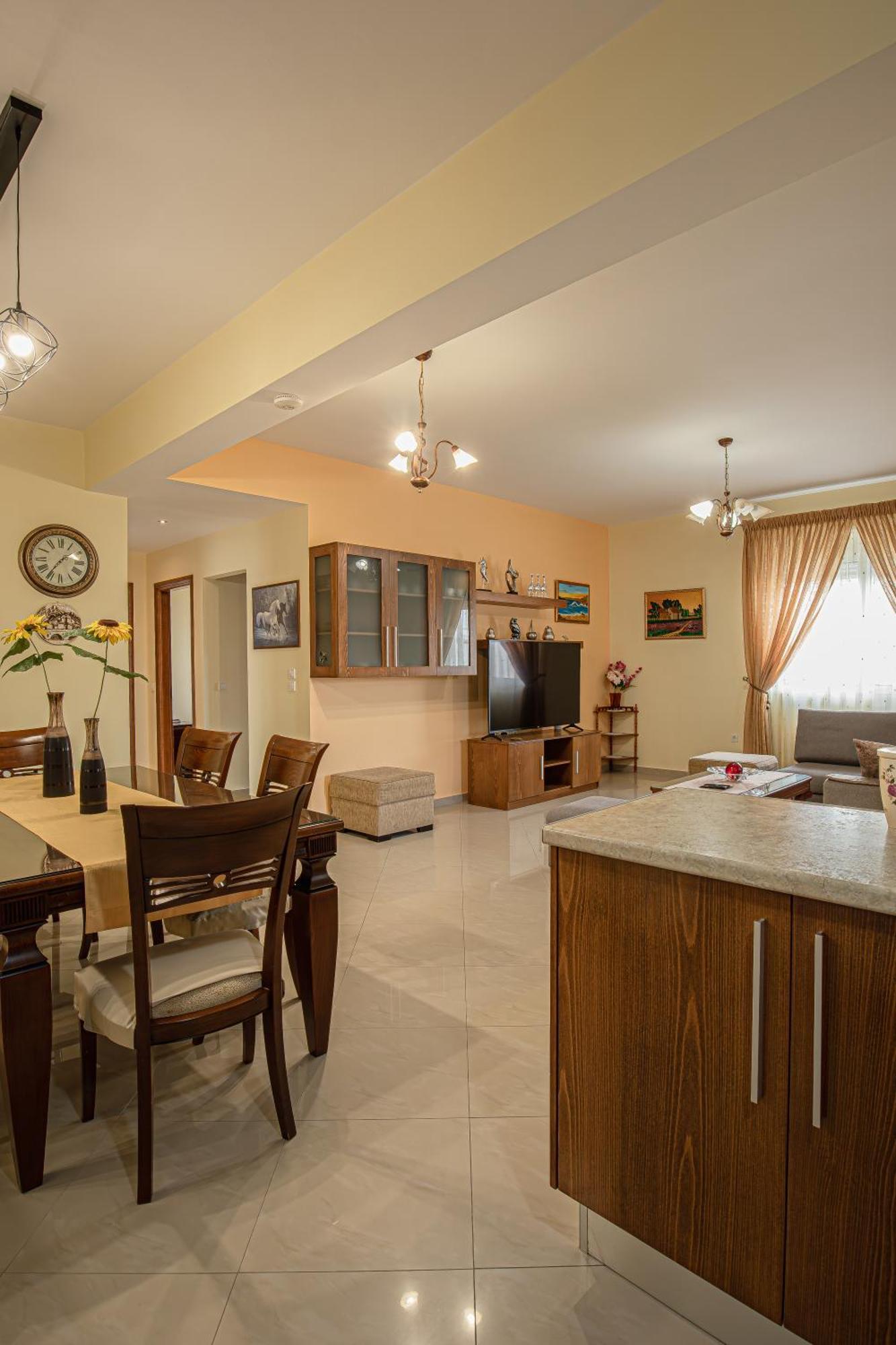 Tasos House