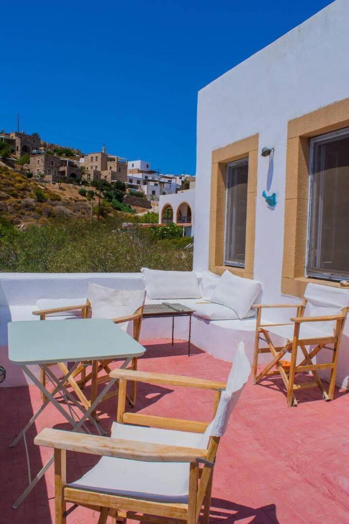 2 Bd House With Balcony & Sea View * Patmos Town