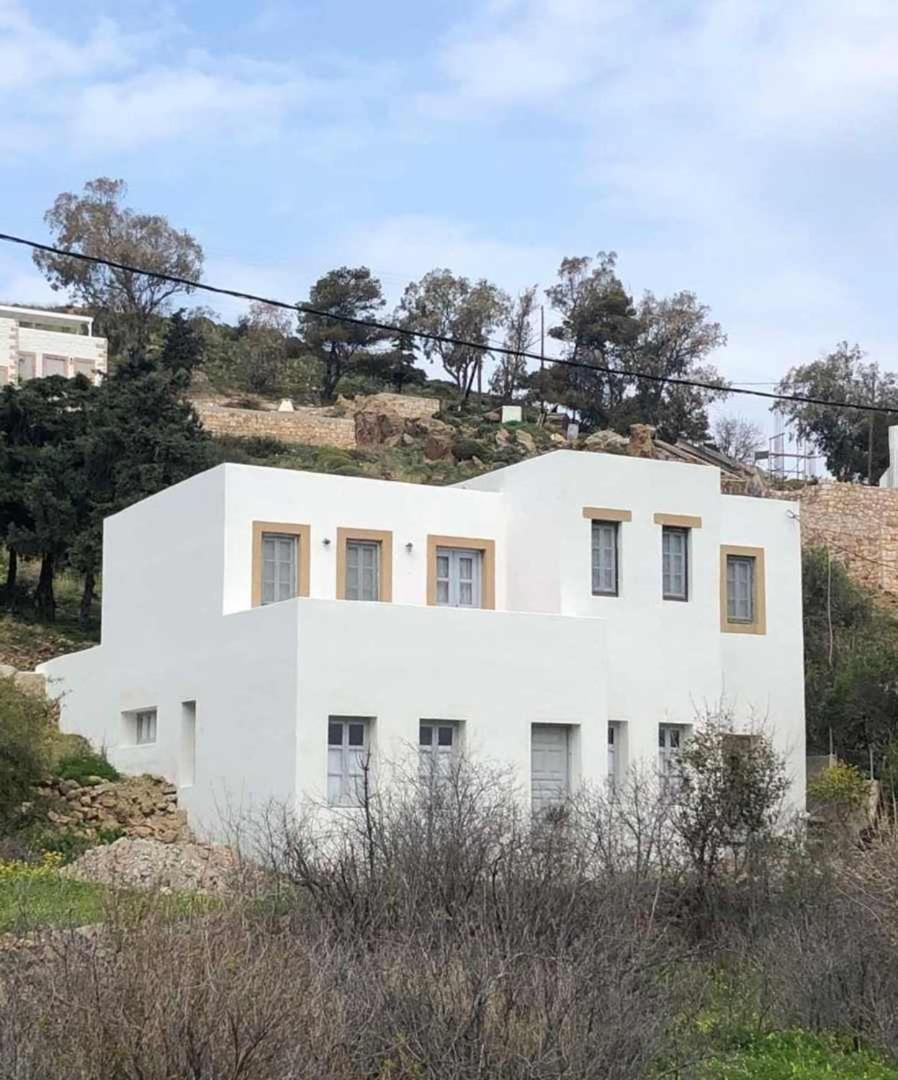 2 Bd House With Balcony & Sea View Apartment Patmos Town