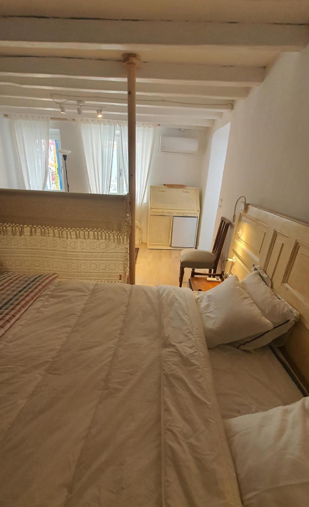 Mona Apartment