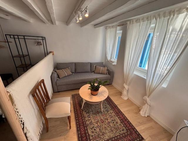 Apartment Mona