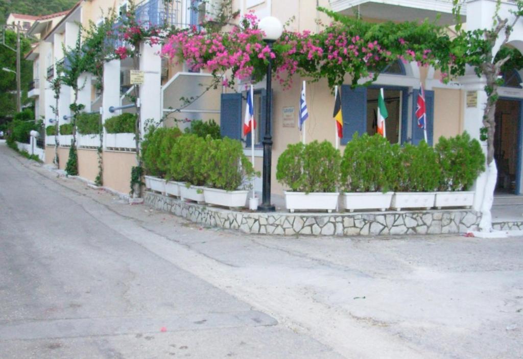 Aparthotel Louisa 2*