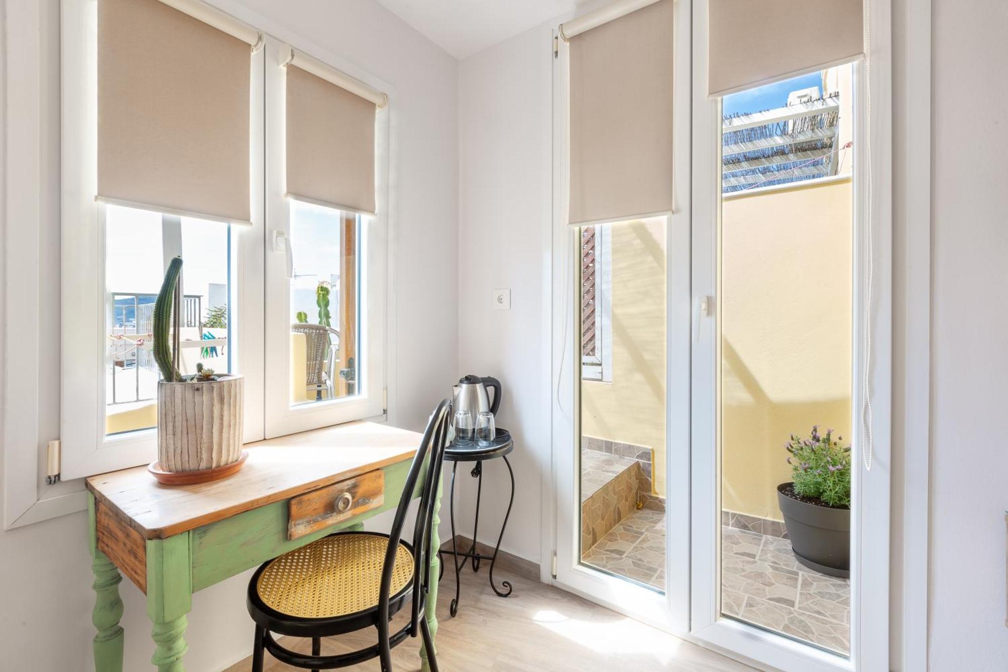 Guest house Pefkakia Park