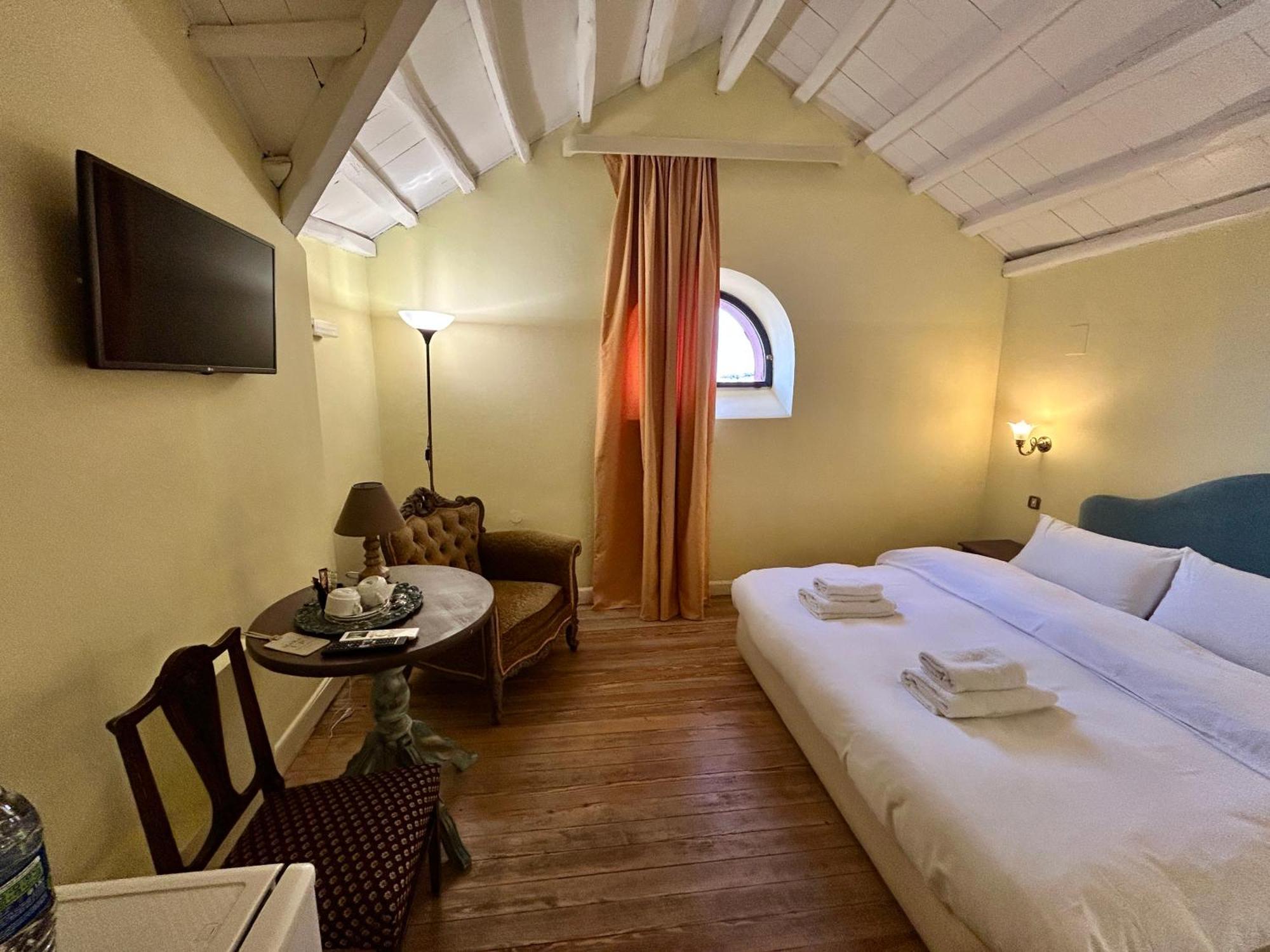 Aparthotel The Loriet 4*