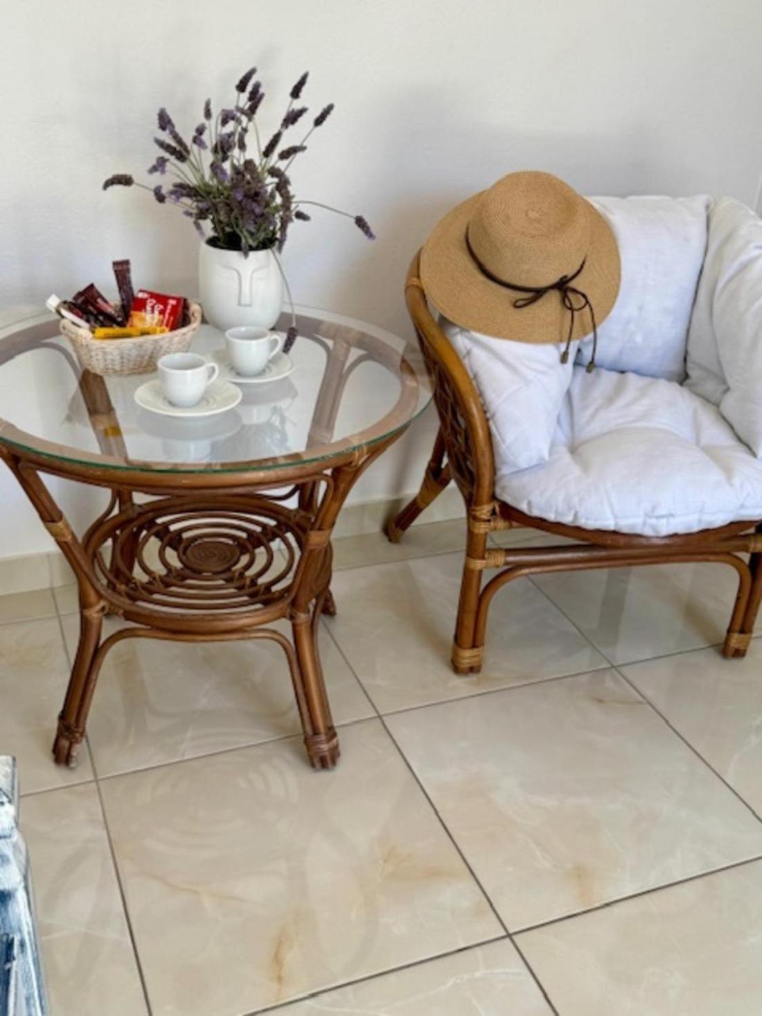 Phoenix Aparthotel Fira (Santorini)