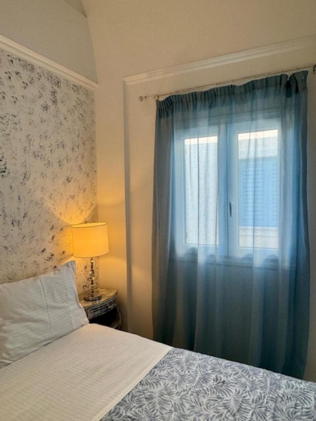 Aparthotel Phoenix *