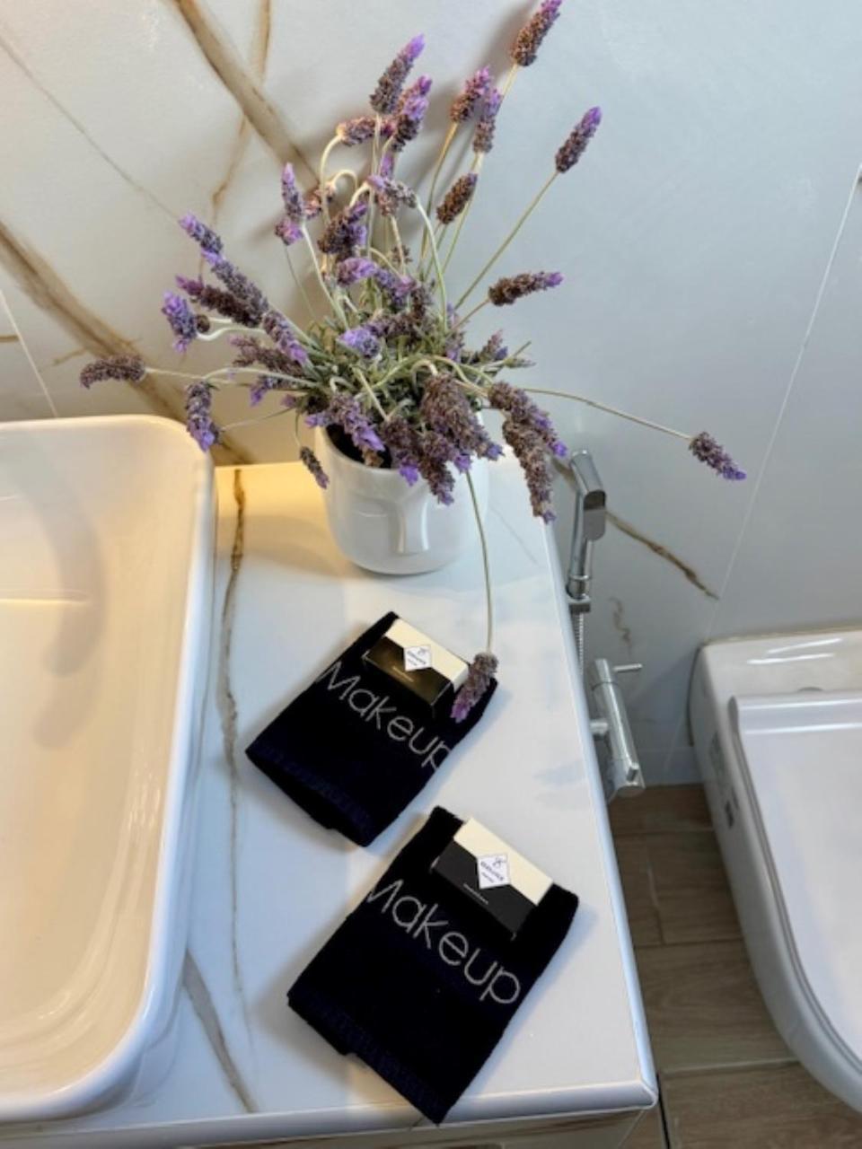 Phoenix Aparthotel Fira (Santorini)