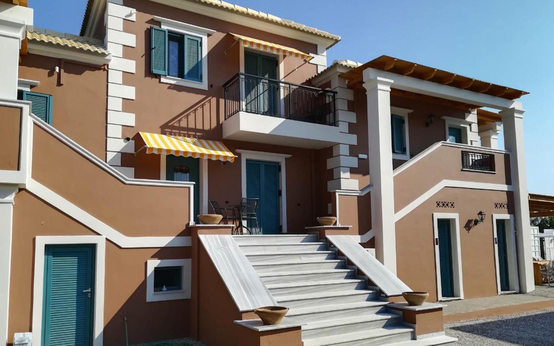 Aparthotel Armeno *