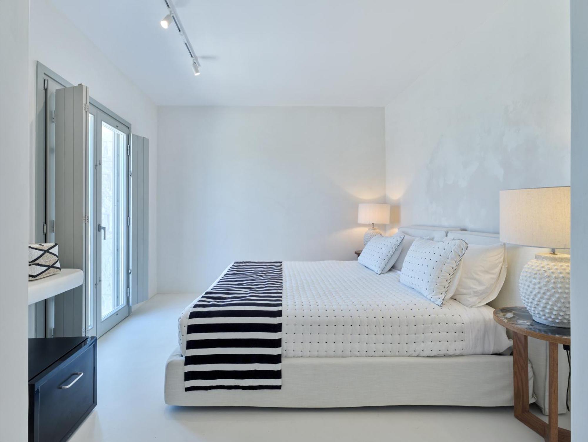 Empire Luxury Santa Maria (Paros)