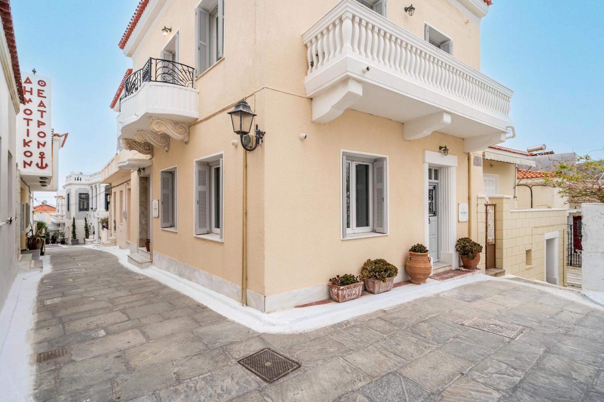 Castel Abaso Boutique By Explore * Andros Town