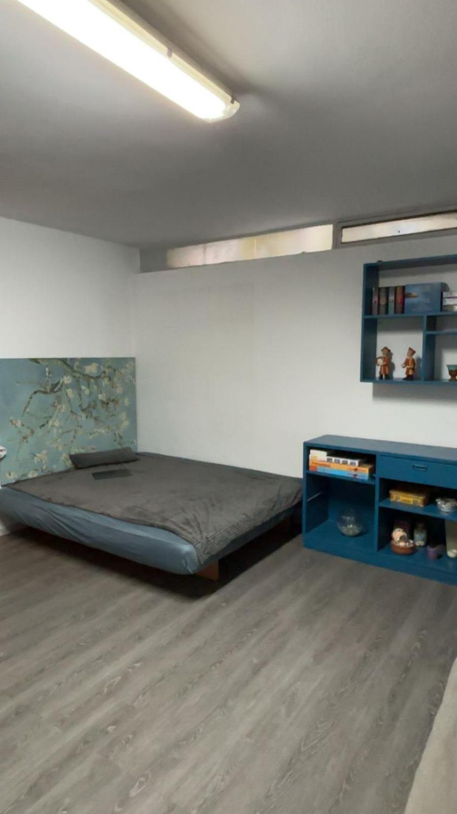 Ping Pong Flat Studio *