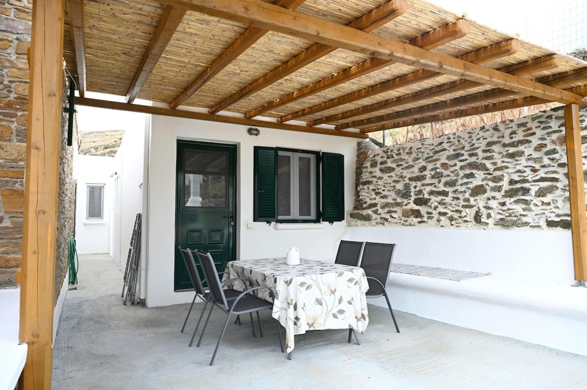 Apartment Simousi 1 Sea View On The