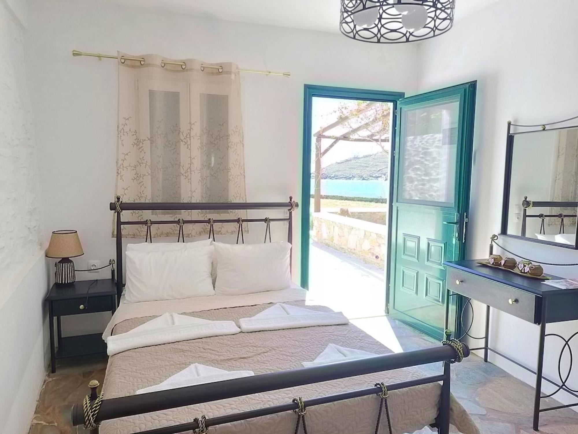 Apartment Simousi 1 Sea View On The